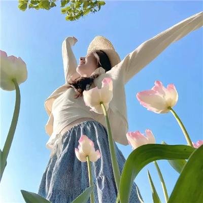 八岁萝莉找上门，孩子他妈是校花